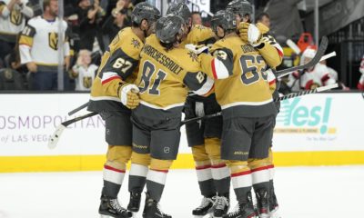 Vegas Golden Knights team photo goal celebration (Photo- Vegas Golden Knights via Twitter)