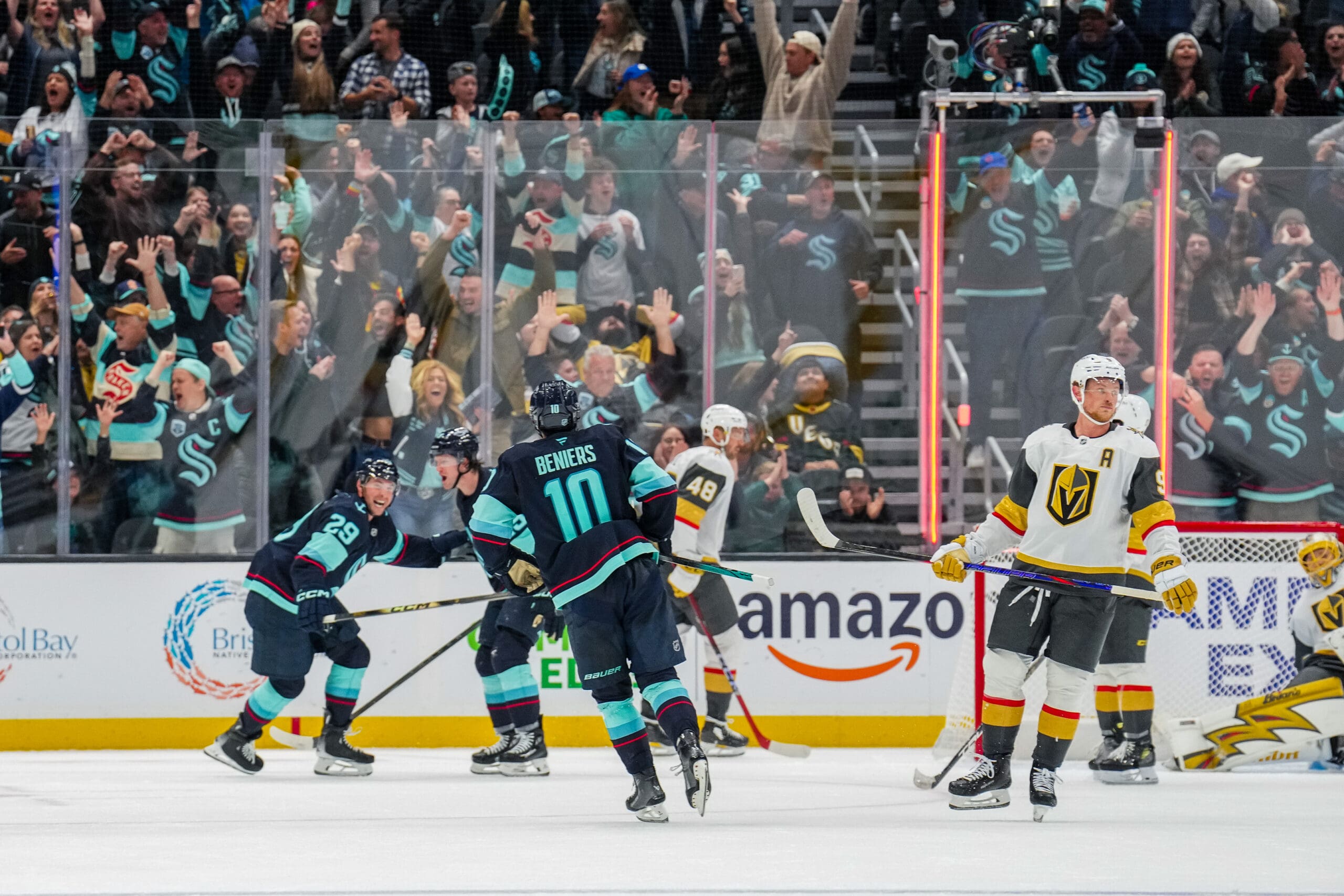 Seattle Kraken forward Jared McCann celebrates scoring the overtime winner against the Vegas Golden Knights 10/11/2025 (Photo/Screenshot- Seattle Kraken via Twitter)